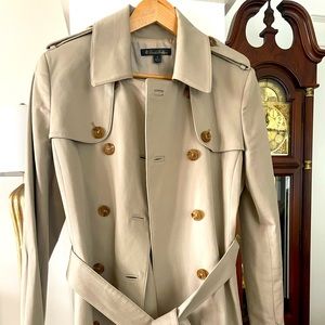 Brooks Brothers tan colored women’s trench jacket raincoat